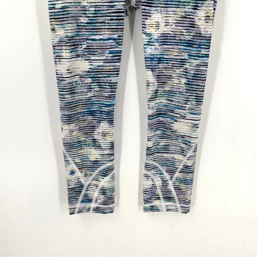 Lululemon Blurry Belle Stripe True Self Crop Leggings - Preloved - Picture 6 of 8